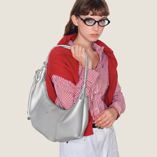 Croissant Knot Bag