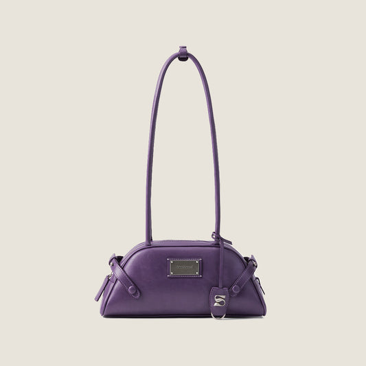 Trapeze baguette bag