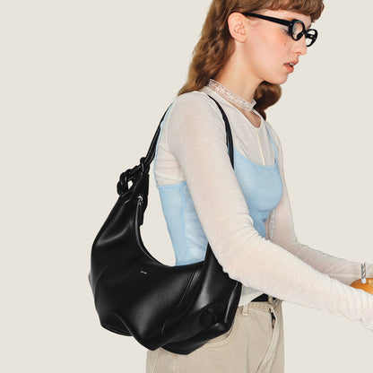 Croissant Knot Bag