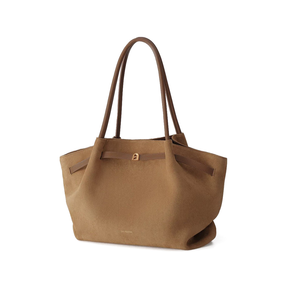 Pleats Trapeze Large Bag