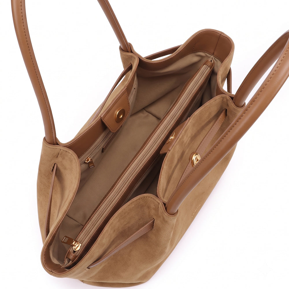 Pleats Trapeze Large Bag