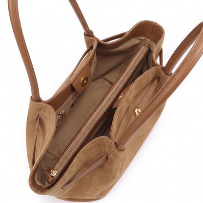 Pleats Trapeze Large Bag