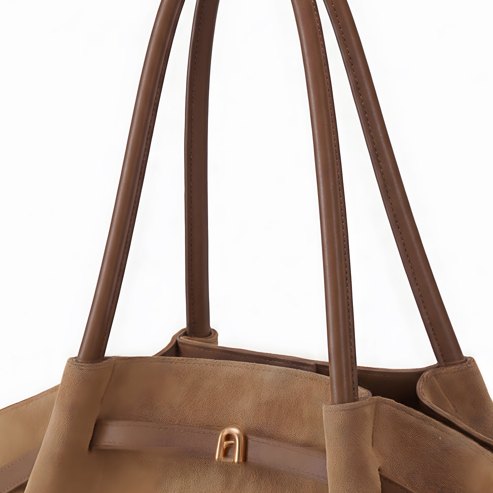 Pleats Trapeze Large Bag