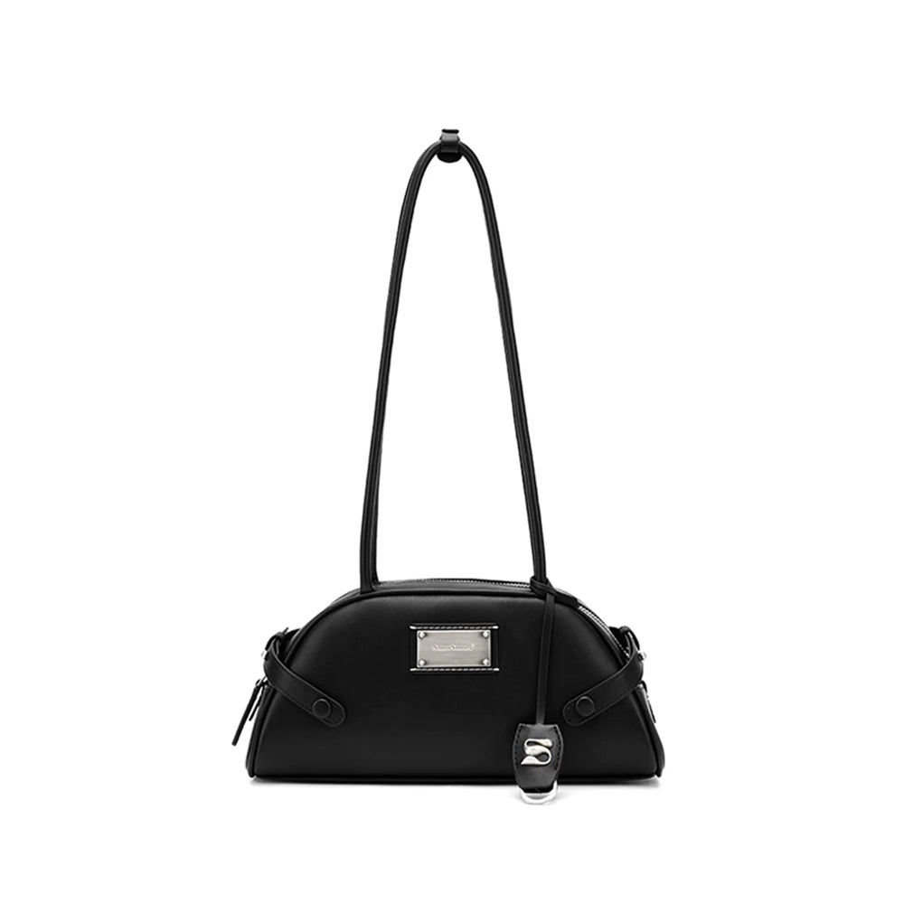 Trapeze baguette bag